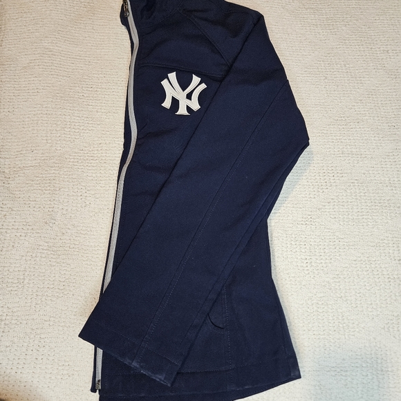 New York Yankees MLB SMALL Jacket Woman's Jacket Soft Shell Genuine - Picture 10 of 14